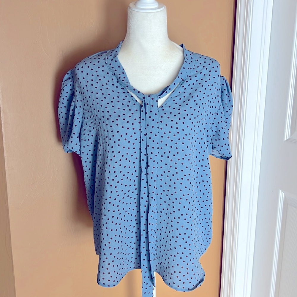OLM - young contemporary blouse. XL